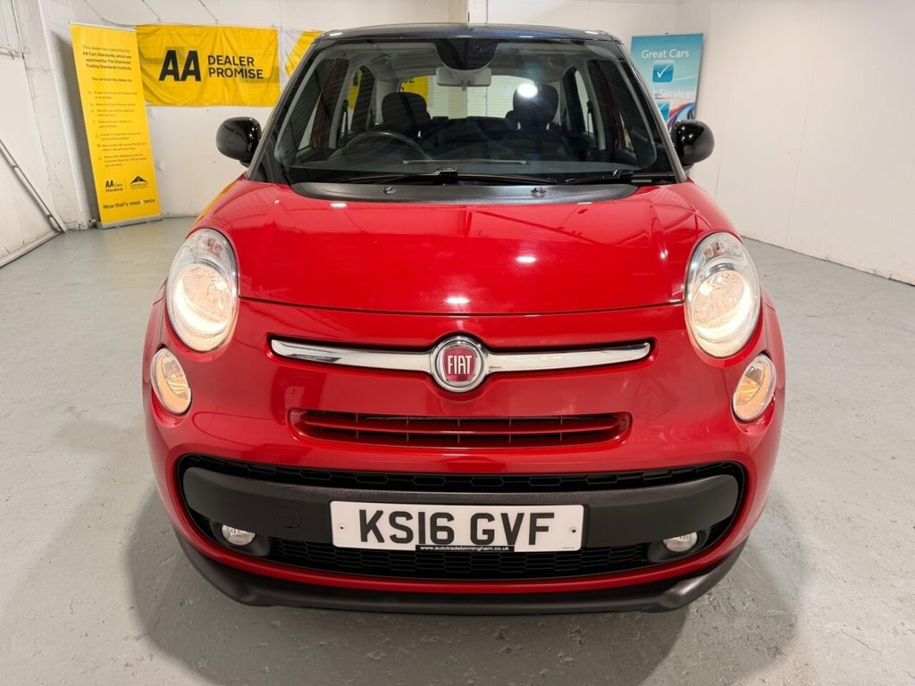 Fiat 500L 1.4L Lounge Red #6