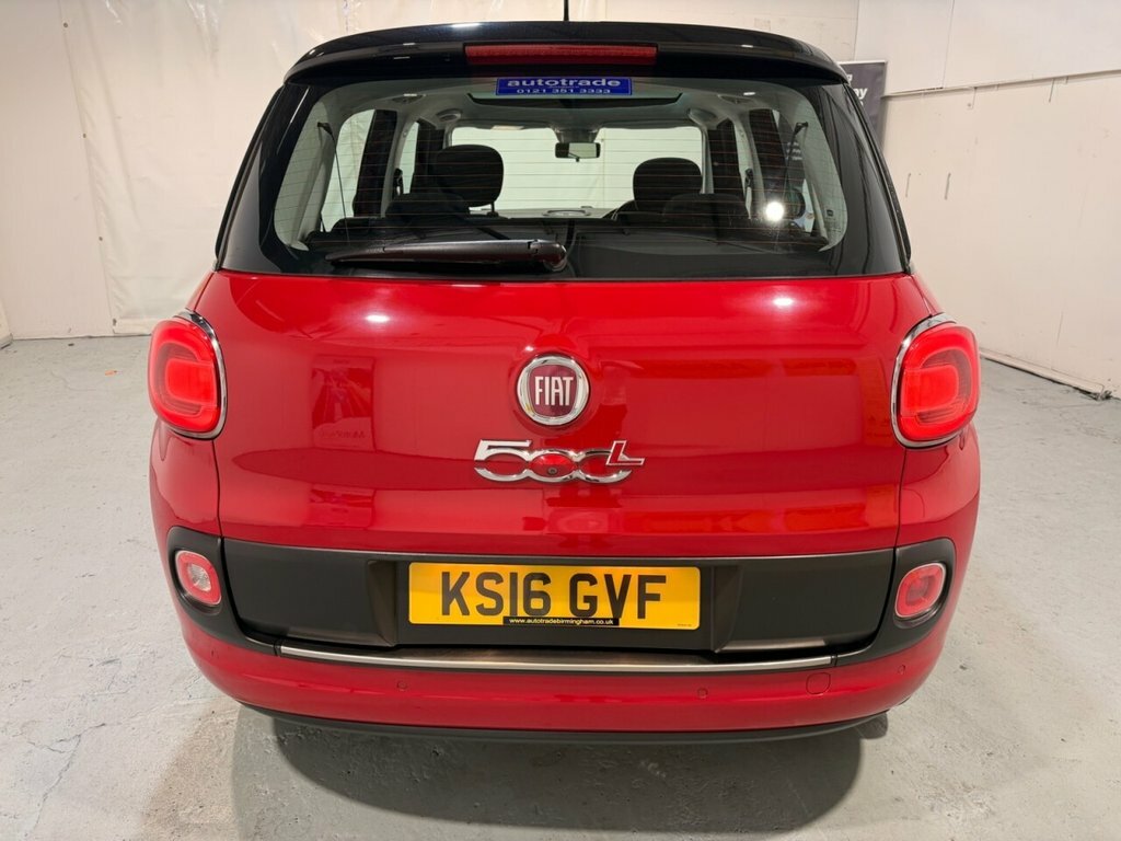 Fiat 500L 1.4L Lounge Red #4