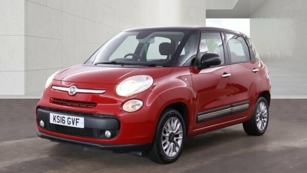 Fiat 500L 1.4L Lounge Red #2