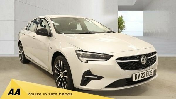 Vauxhall Insignia 1.5L Design Silver