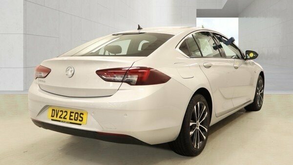Vauxhall Insignia 1.5L Design Silver #2