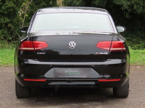 Volkswagen Passat 1.6 Tdi Bluemotion GM15ZHK Black #5
