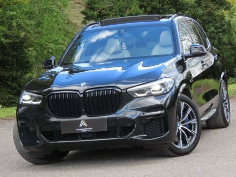 BMW X5 3.0 45E 24Kwh Black