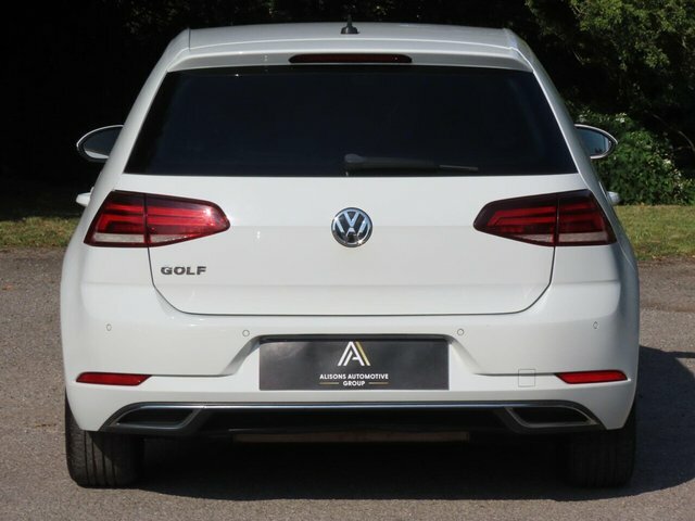 Volkswagen Golf 2.0 Tdi Gt YJ67DEK White #5