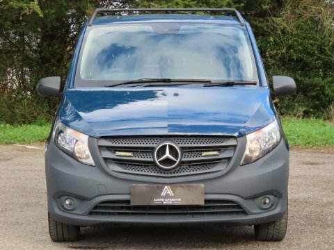 Mercedes-Benz eVito 114 E 41Kwh Blue #2