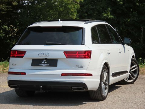 Audi Q7 3.0 Tdi V6 LR19LVK White #4