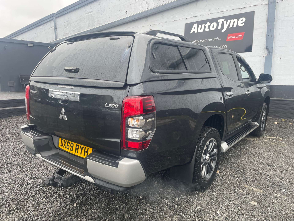 Mitsubishi L200 Barbarian Di-d 4Wd #6