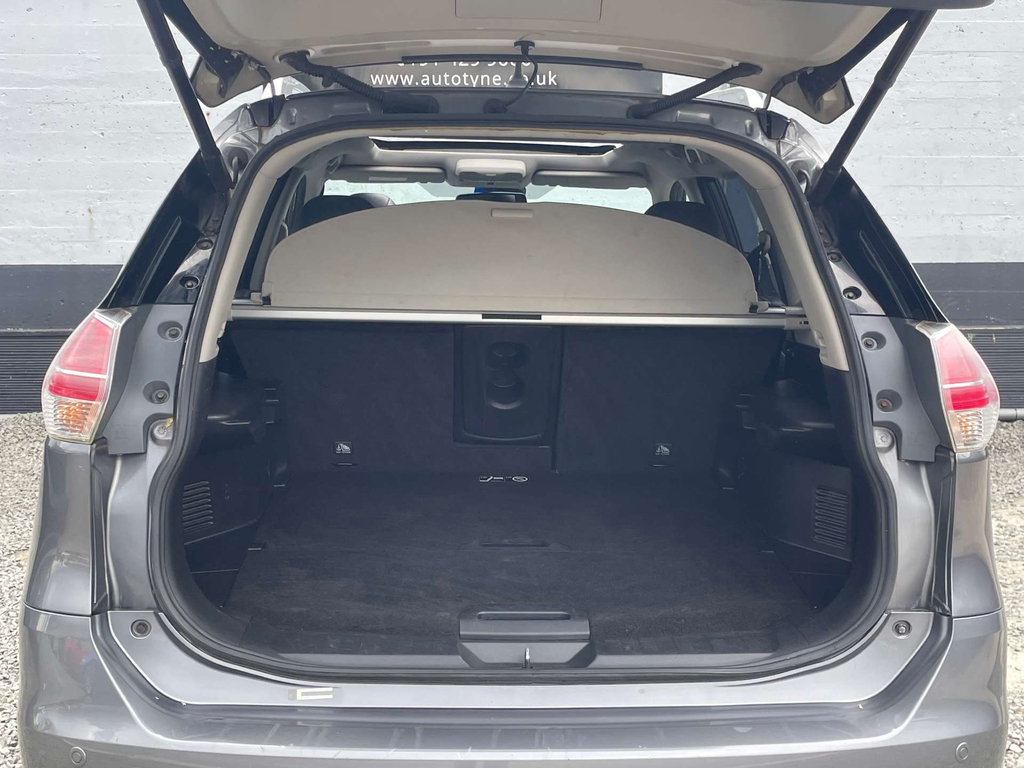 Nissan X-Trail 1.6L Dci Tekna 130 Bhp Silver #9