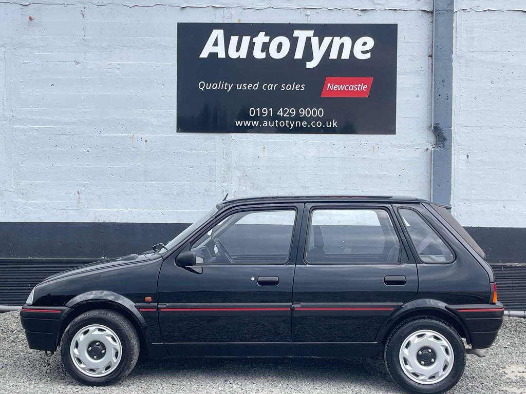 Rover Metro -- H276YNX #5