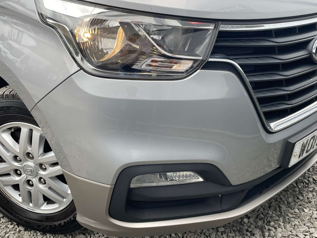 Hyundai I800 I800 2.5 Crdi Se Nav Mpv Euro 6 Silver #9