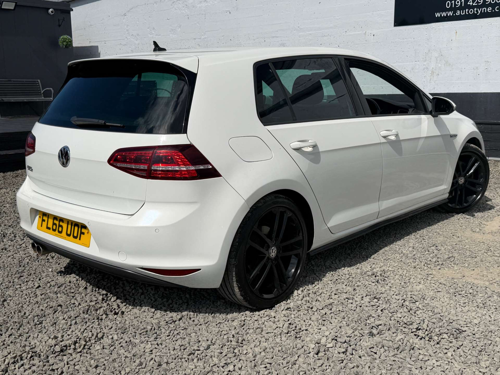Volkswagen Golf 2.0 Tsi Gti Clubsport 40 Dsg Black #6