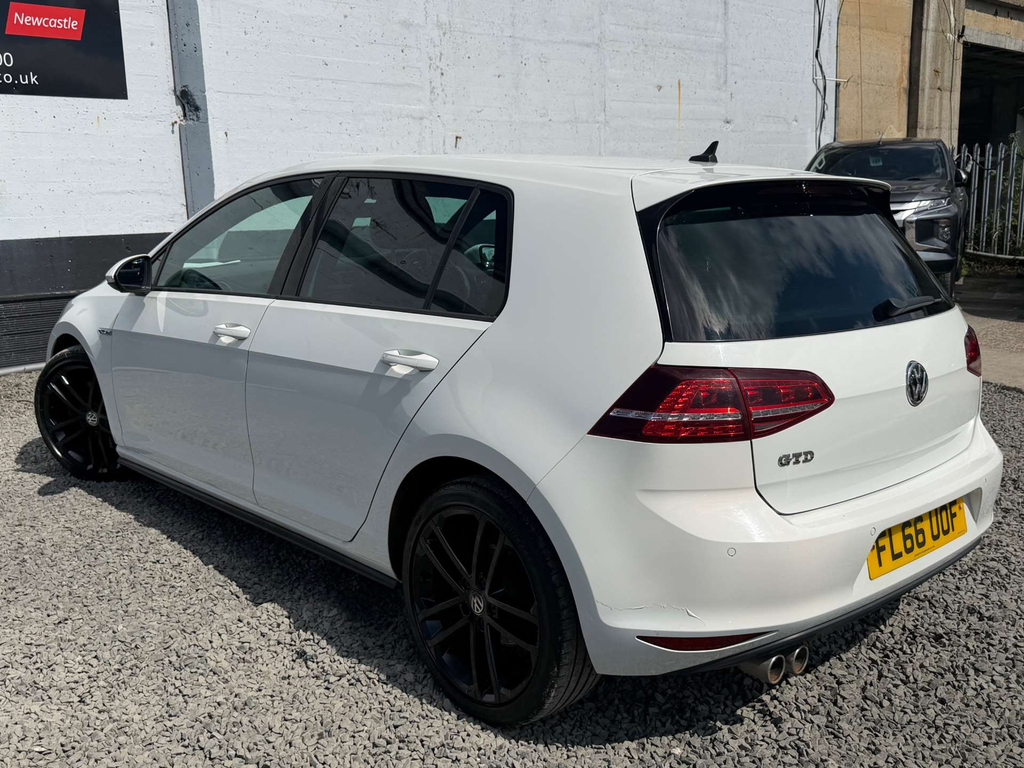 Volkswagen Golf 2.0 Tsi Gti Clubsport 40 Dsg Black #8