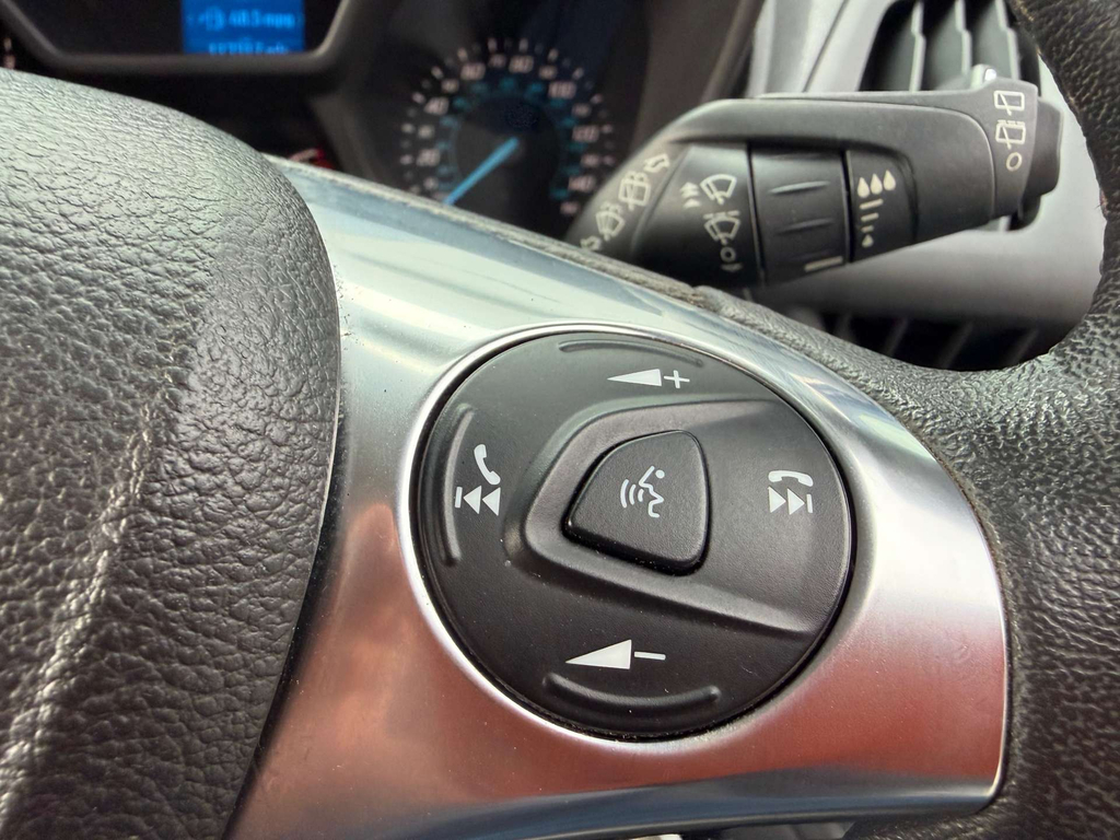 Ford Grand Tourneo Connect Tdci Titanium Black #25