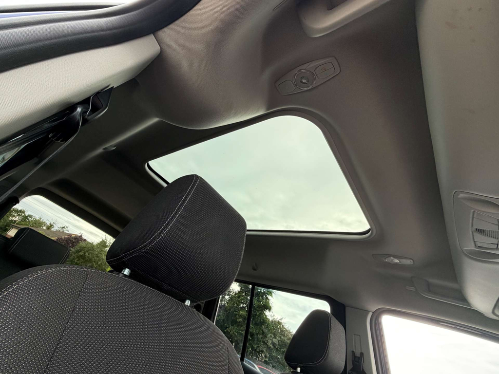 Ford Grand Tourneo Connect Tdci Titanium Black #36