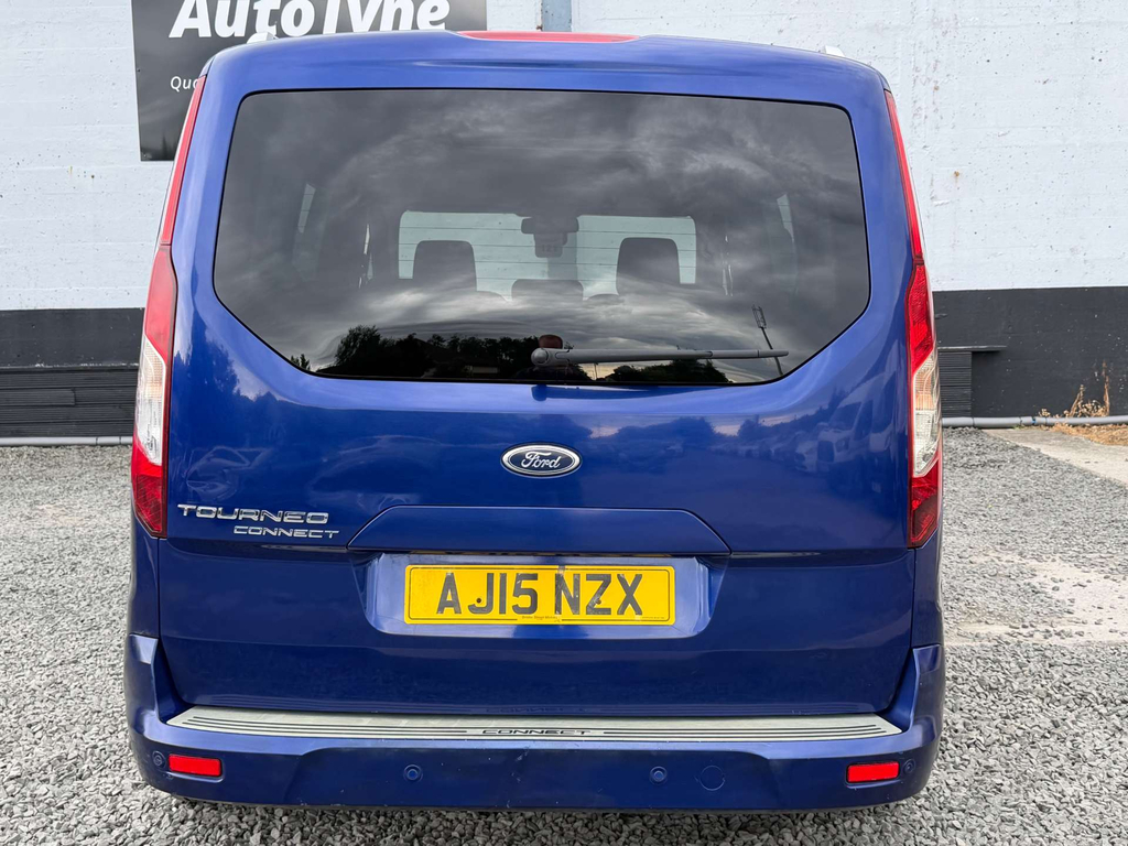 Ford Grand Tourneo Connect Tdci Titanium Black #7