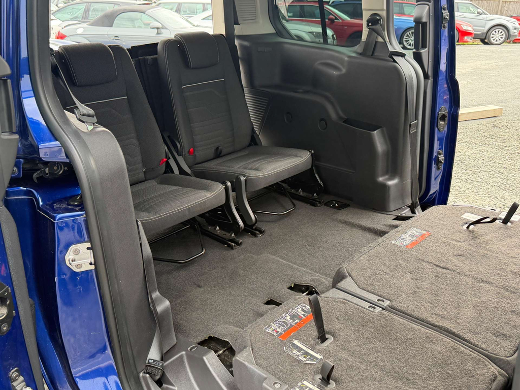 Ford Grand Tourneo Connect Tdci Titanium Black #19