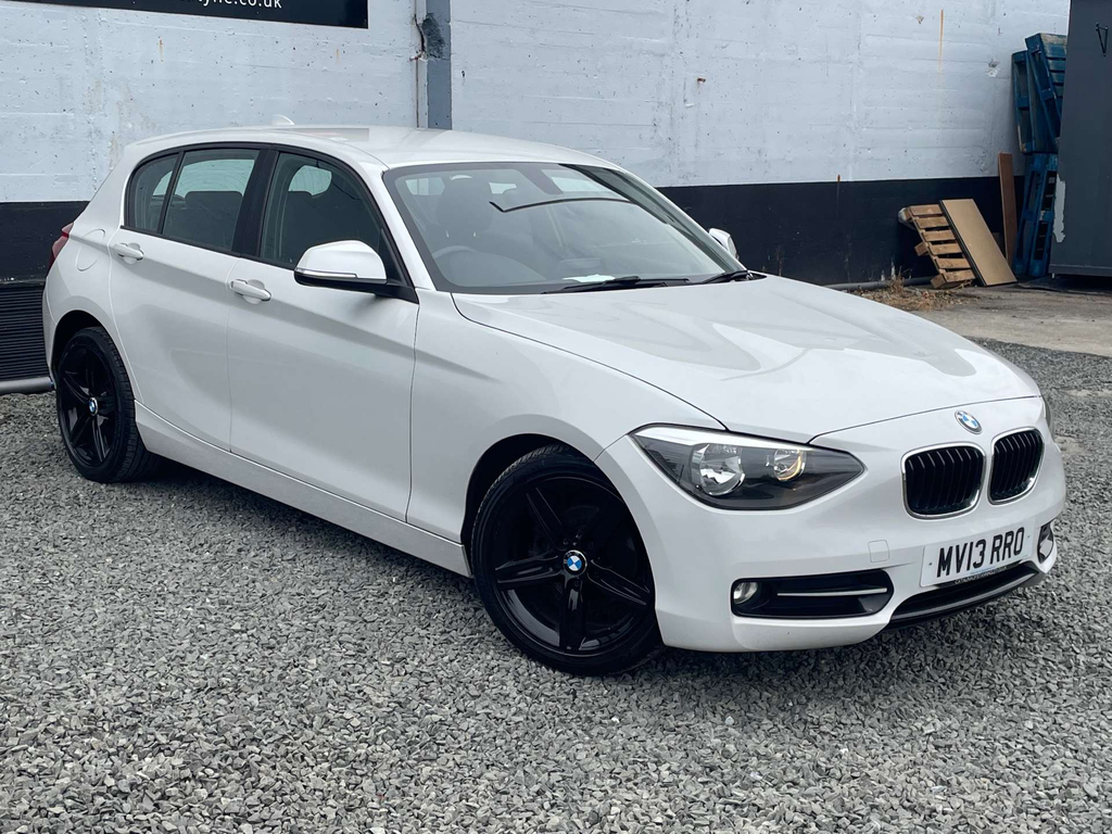 BMW 1 Series Hatchback 2013 Bmw 1 Series 2.0 125I M Sport Petro Black #1