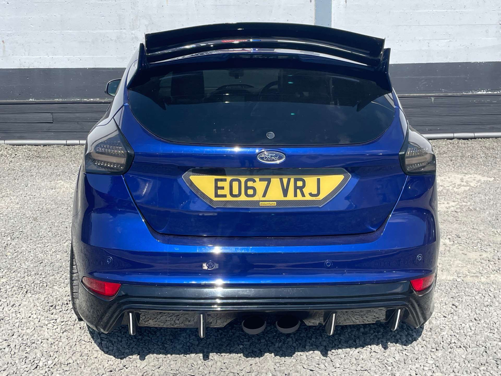 Ford Focus Focus Startline Red #7