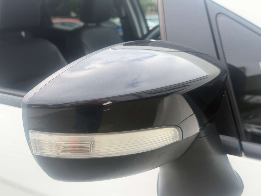 Ford Ecosport Titanium White #12