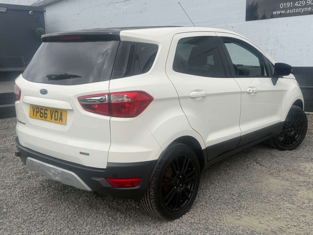 Ford Ecosport Titanium White #8
