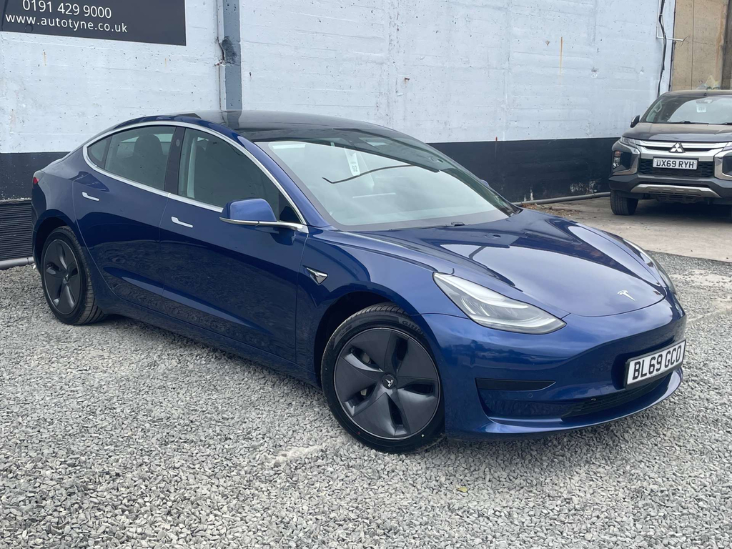 Tesla Model 3 Standard Range Plus Saloon Rwd