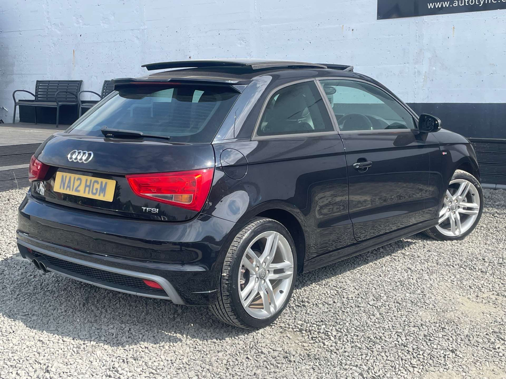 Audi A1 Tfsi Sport White #8
