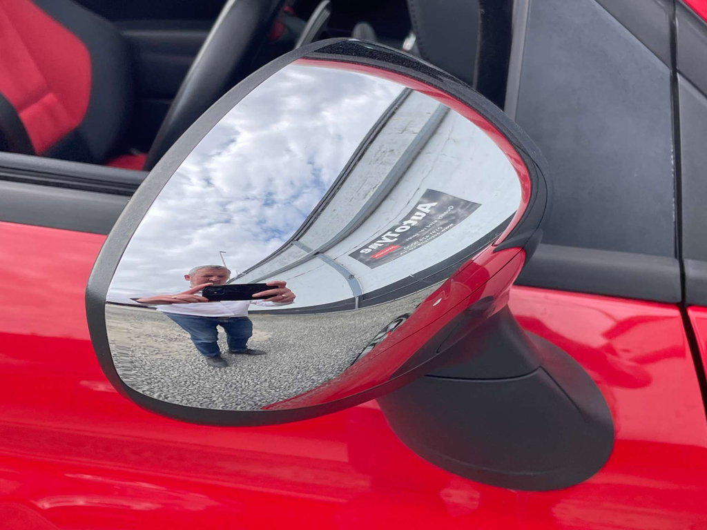 Abarth 595 1.4 T-jet Competizione Hatchback Red #9