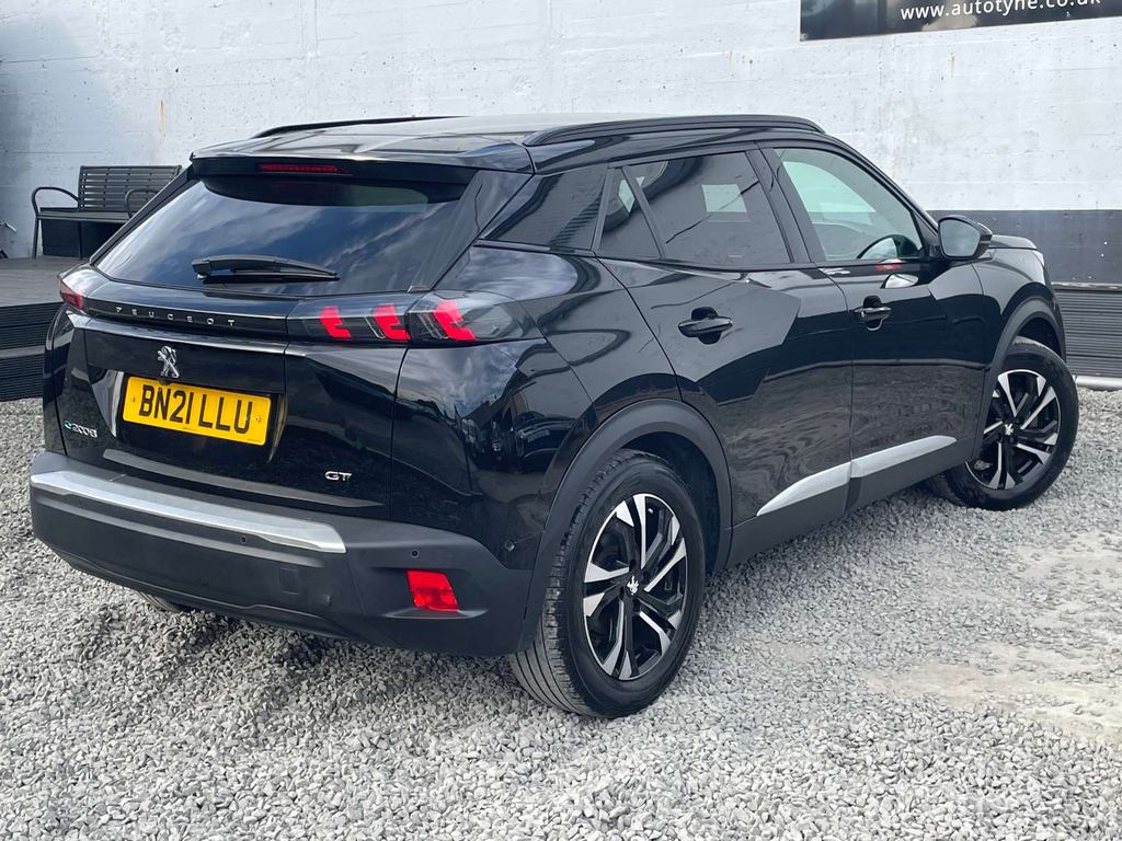 Peugeot e-2008 50Kwh Gt Suv #6