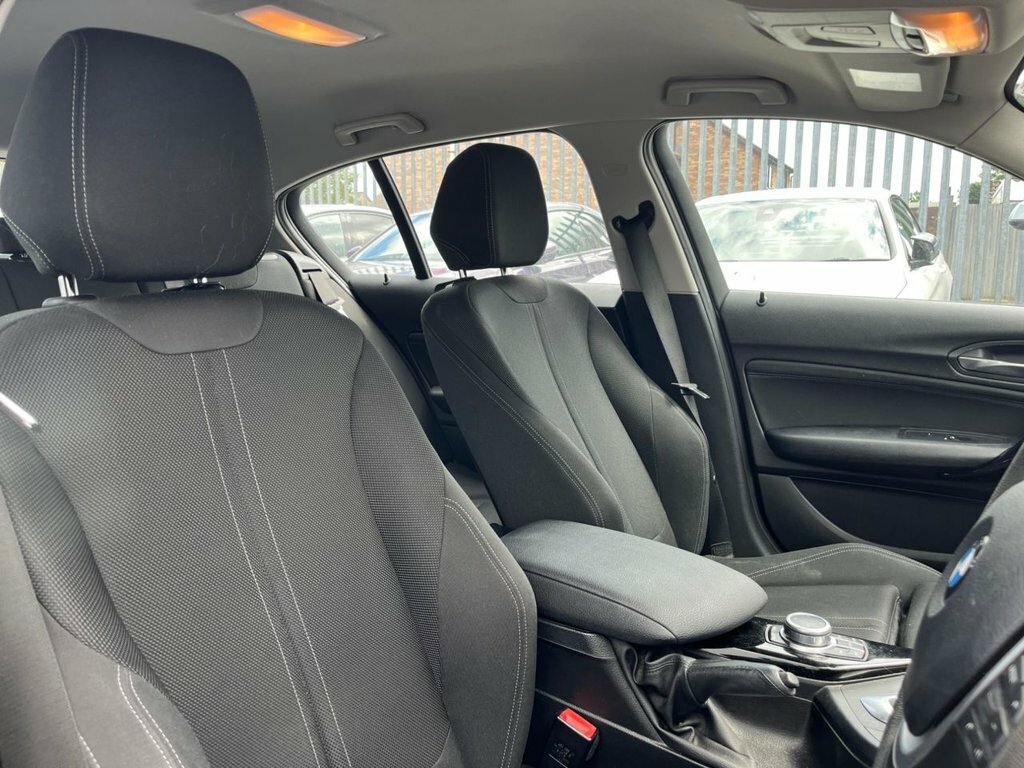 BMW 1 Series 2L Sport Grey #6
