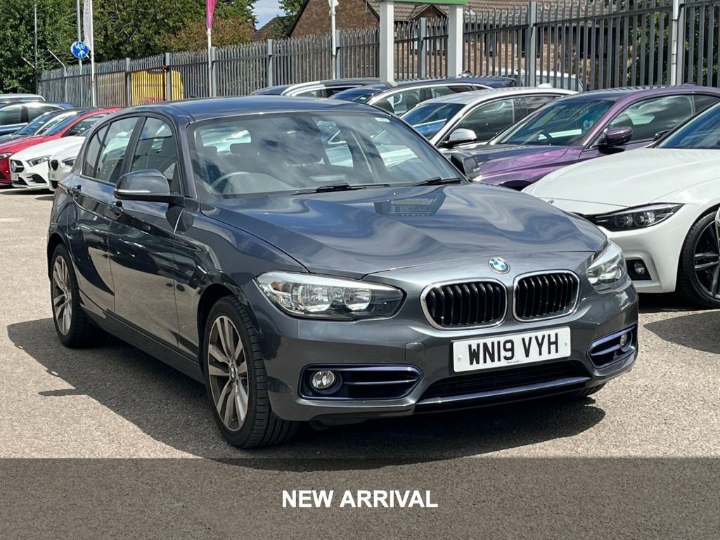 BMW 1 Series 2L Sport Grey