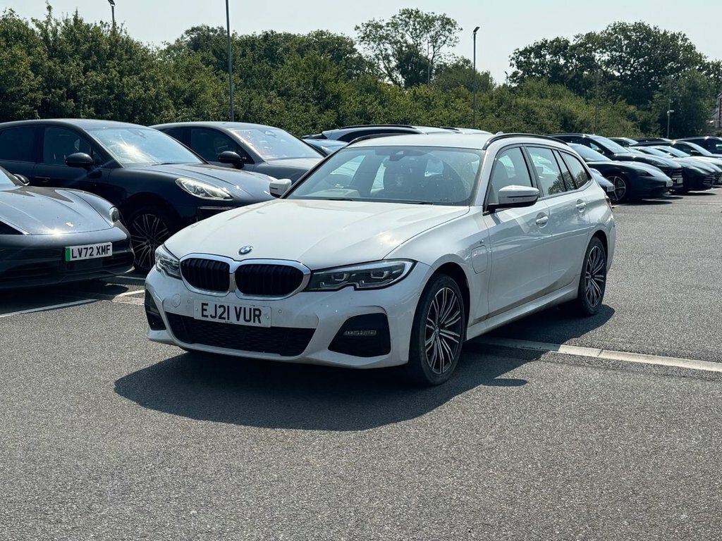 BMW 3 Series 2L M Sport EJ21VUR White #2