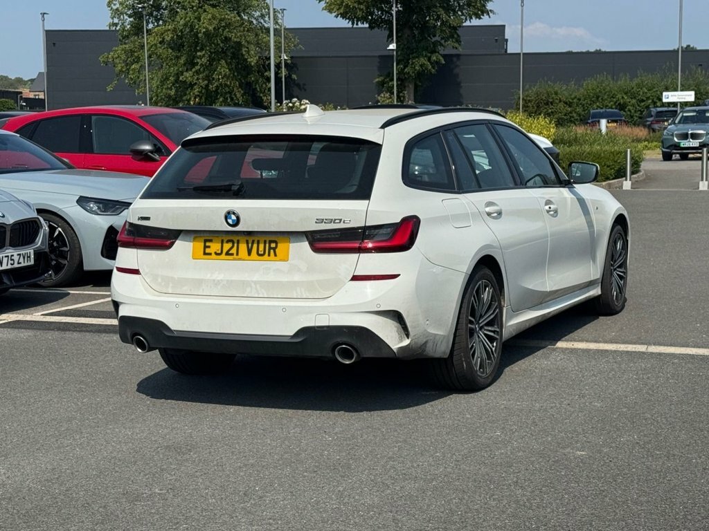 BMW 3 Series 2L M Sport EJ21VUR White #5