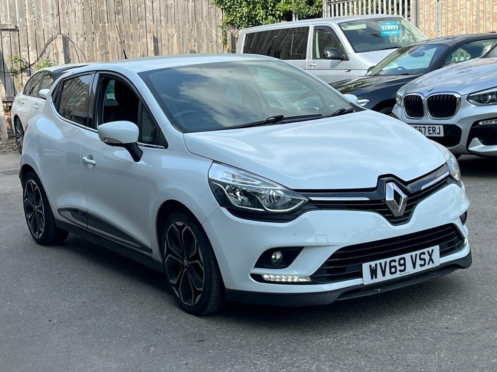 Renault Clio 0.9L Iconic White
