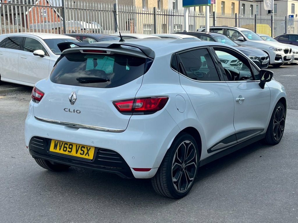 Renault Clio 0.9L Iconic WV69VSX White #4