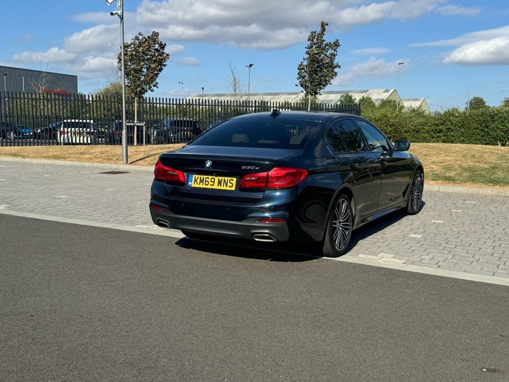 BMW 5 Series 2L M Sport Black #6