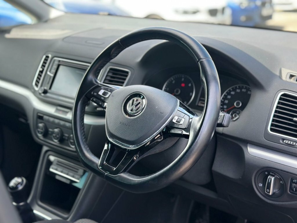 Volkswagen Sharan 2L Se Nav White #5