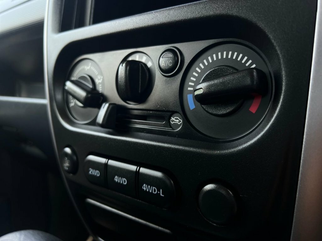 Suzuki Jimny 1.3L Sz4 Black #6