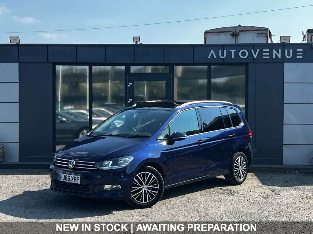 Volkswagen Touran 1.6L Se Family Blue