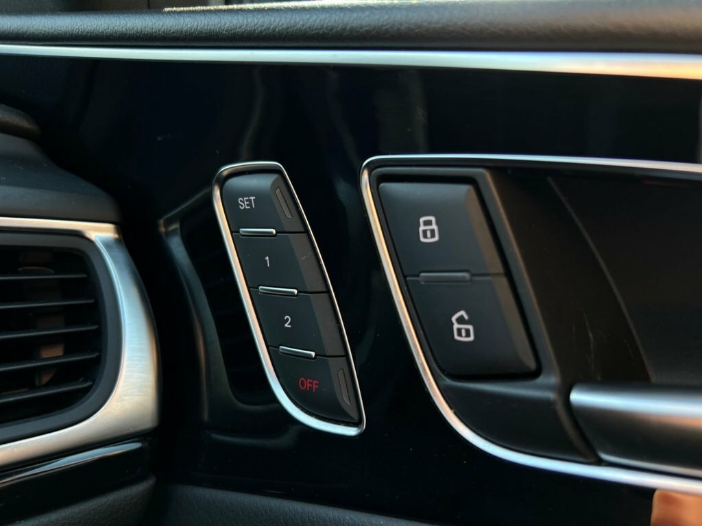 Audi A6 Saloon Automatic Grey #23