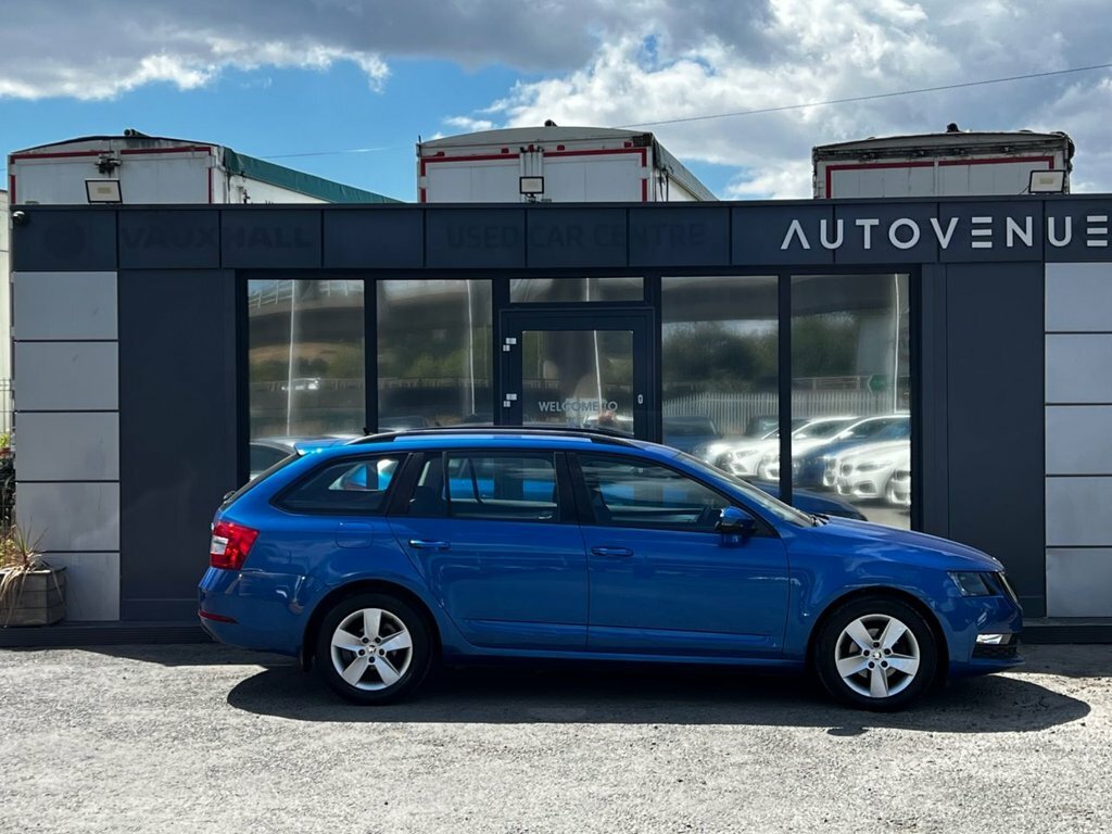 Skoda Octavia 1.6L Se Blue #3
