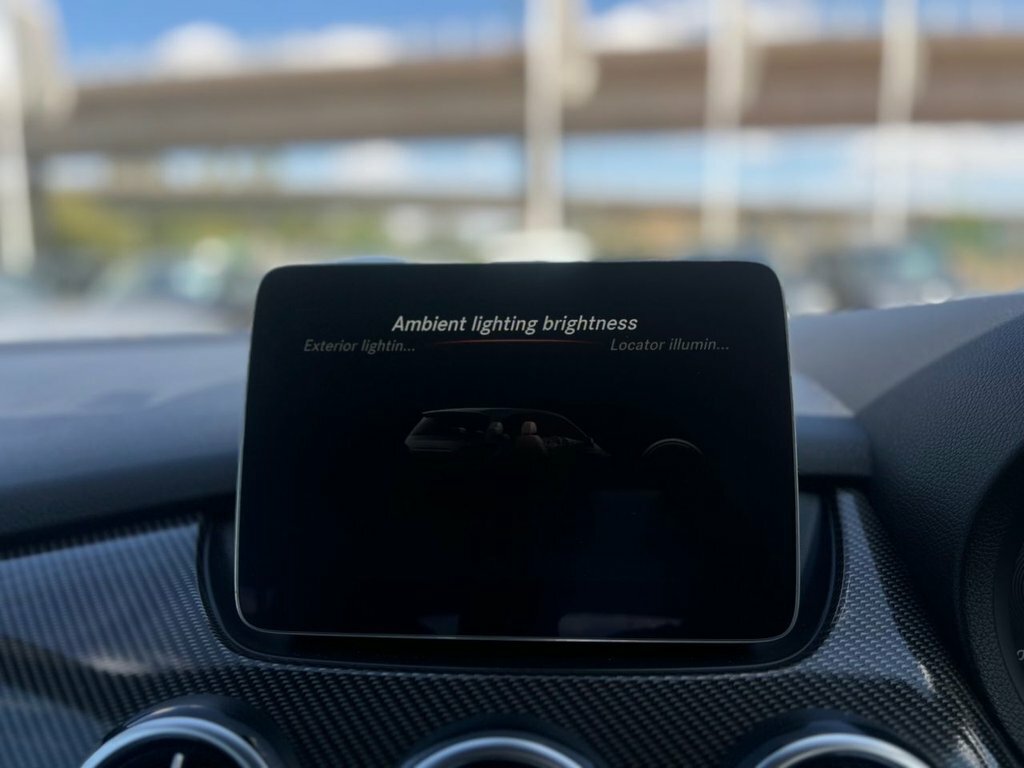 Mercedes-Benz B Class 1.6L Amg Line White #5