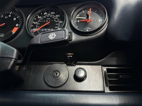 Porsche 911 3.2 Classic Carrera  #48