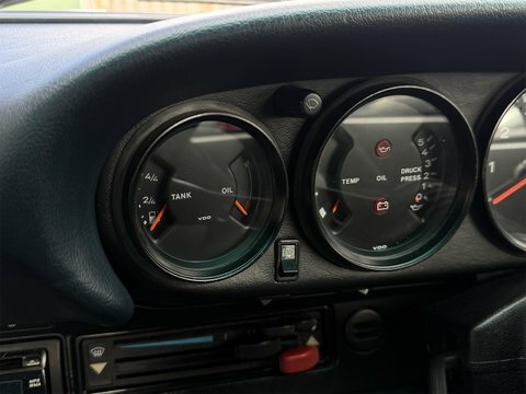 Porsche 911 3.2 Classic Carrera  #43