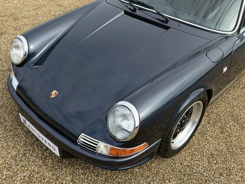 Porsche 911 3.2 Classic Carrera  #17