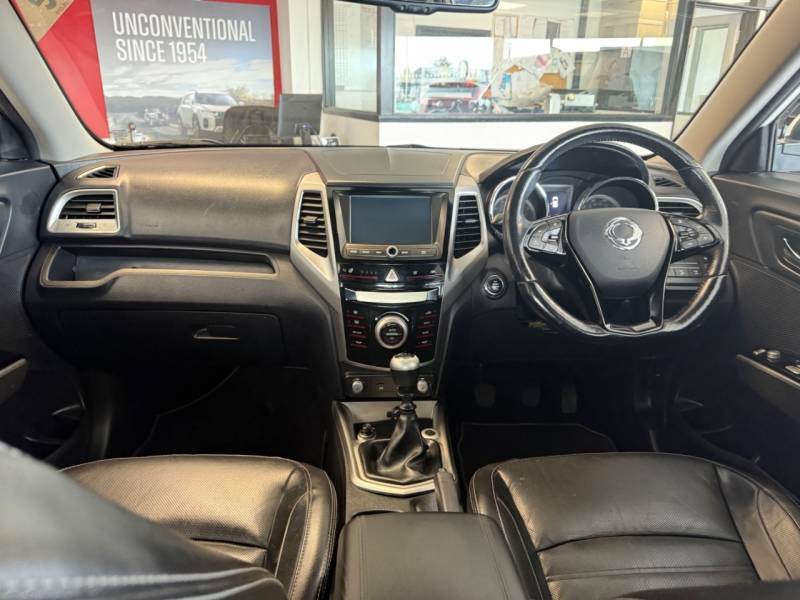 SsangYong Tivoli 1.6 Ultimate - 2019 69 White #6