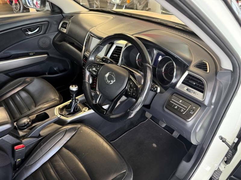 SsangYong Tivoli 1.6 Ultimate - 2019 69 White #5