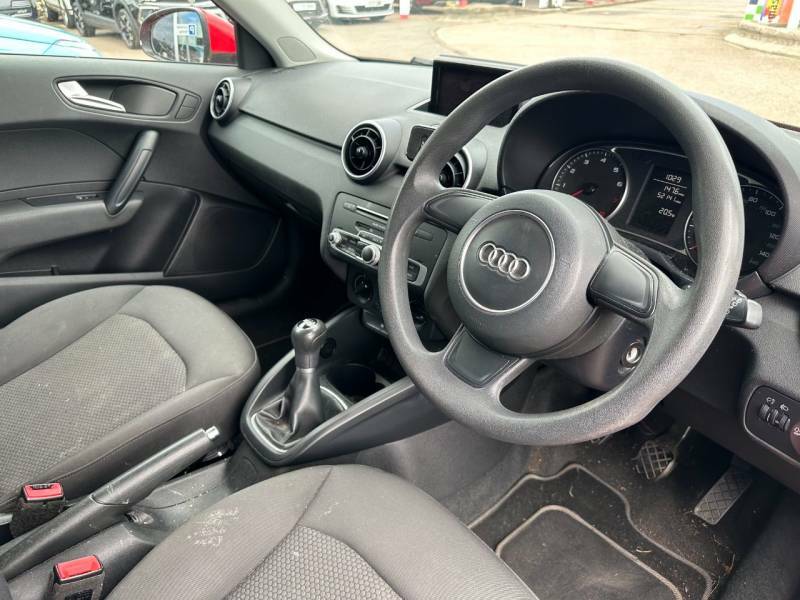 Audi A1 1.0 Tfsi Se - 2016 65 Red #4