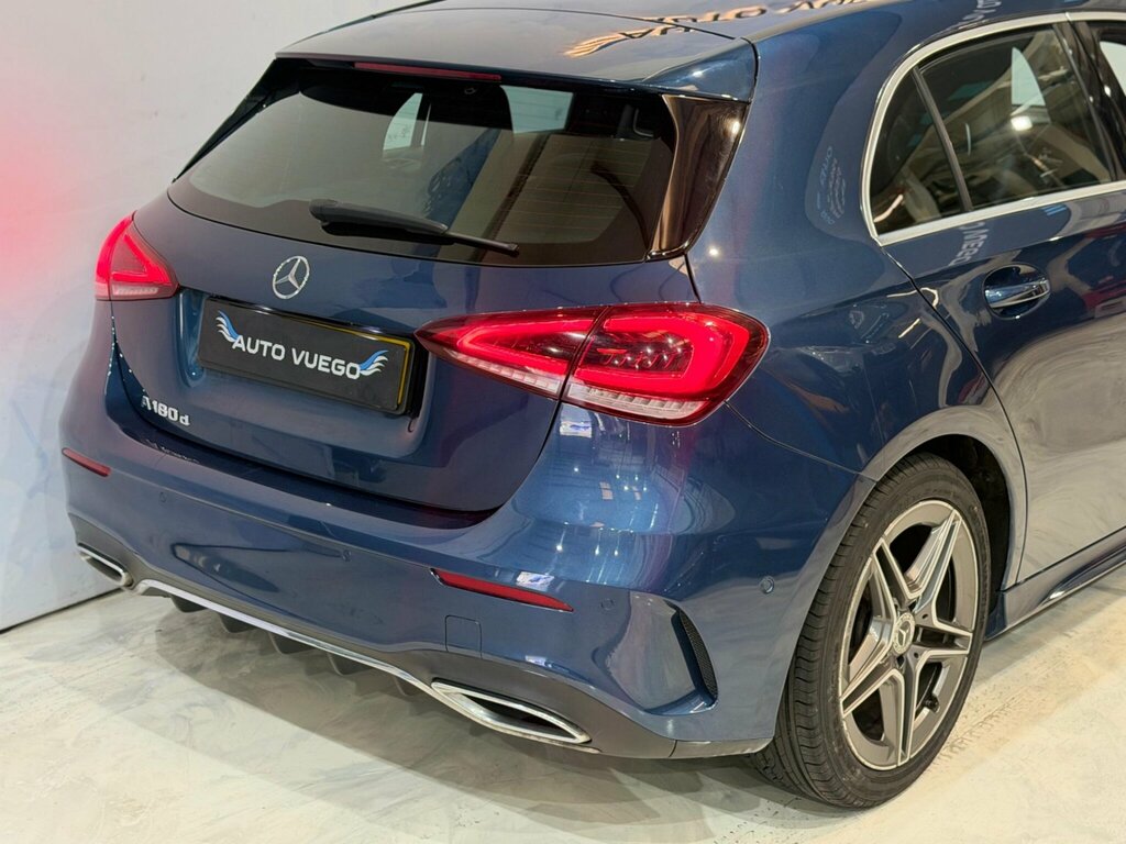 Mercedes-Benz A Class 1.5 A180d Amg Line Executive 7G-dct Euro 6 Ss SM19UUR Blue #3