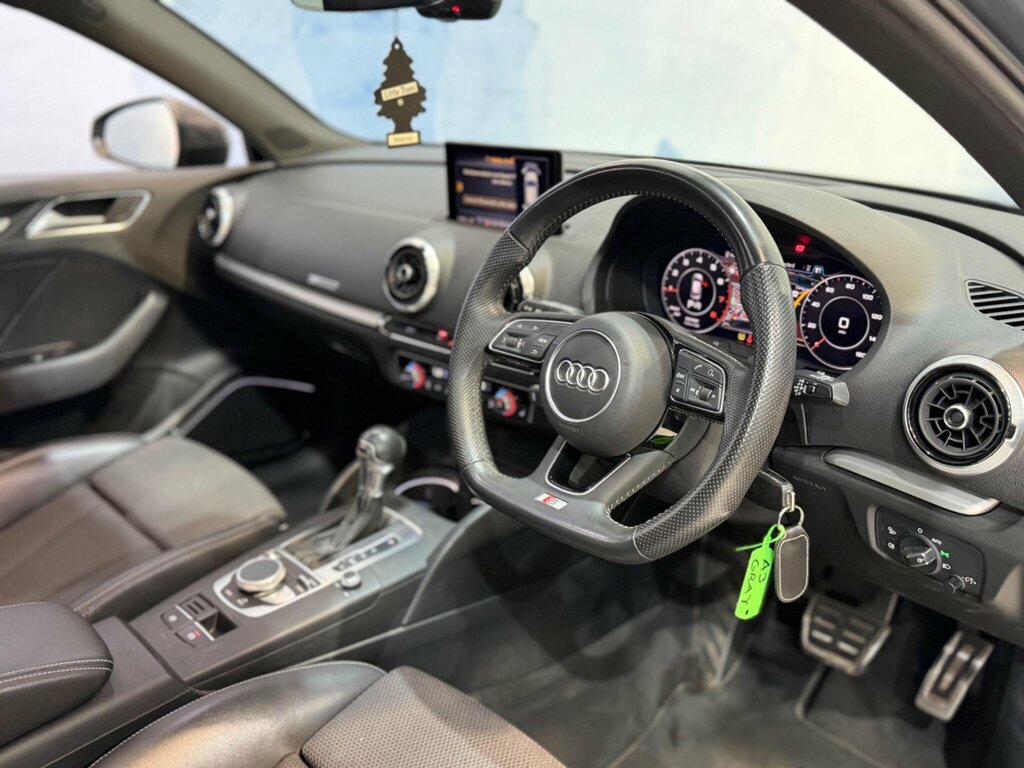 Audi A3 1.5 Tfsi Cod Black Edition Sportback S Tronic Euro AX18HVU Grey #3