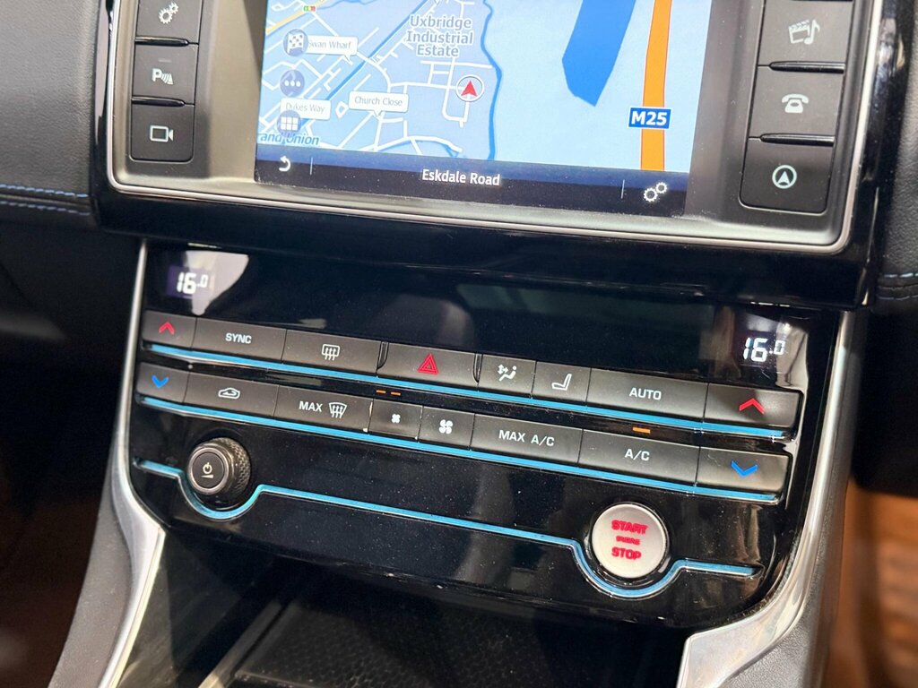 Jaguar XE 2.0D Prestige Euro 6 Ss Grey #39